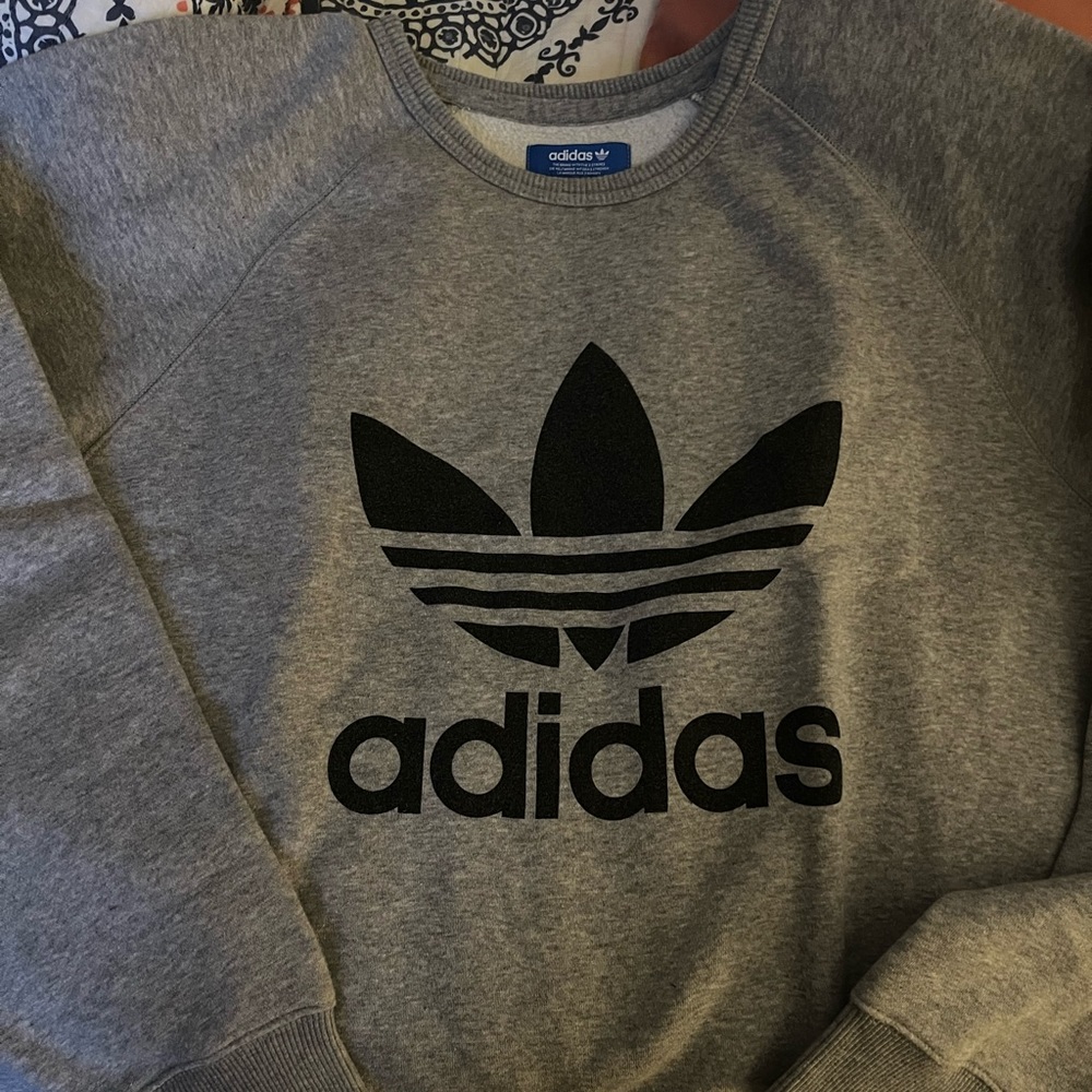 Adidas Gently used crew neck sweater- XL